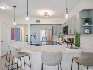 Photo #3: 202600709 Listing 