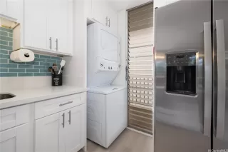 Photo #5: 202600715 Listing 