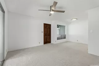 Photo #3: 202600735 Listing 