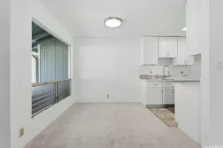 Photo #5: 202600735 Listing 