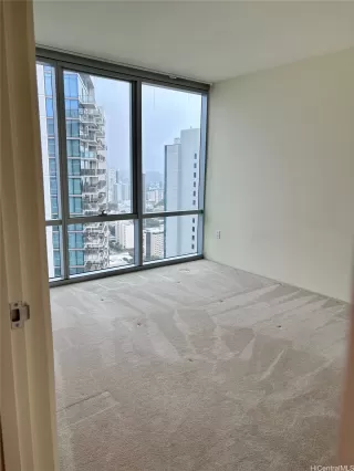 Photo #5: 202600743 Listing 