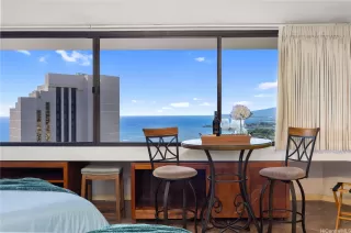 Photo #3: 202600745 Listing 