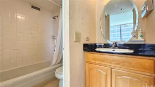 Photo #6: 202600755 Listing 