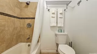 Photo #6: 202600756 Listing 