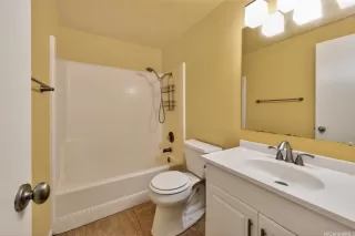 Photo #5: 202600757 Listing 