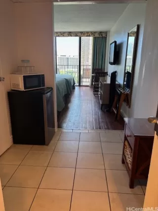 Photo #3: 202600758 Listing 