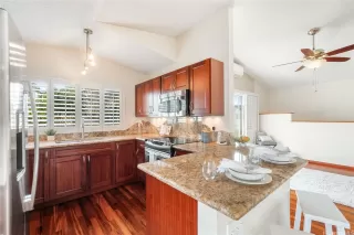 Photo #2: 202600772 Listing 