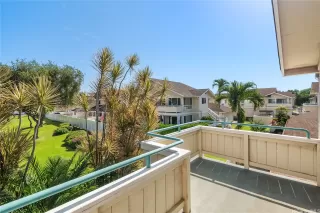 Photo #6: 202600772 Listing 