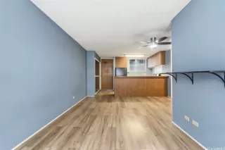 Photo #3: 202600778 Listing 