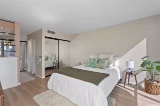 Photo #5: 202600794 Listing 