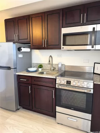 Photo #2: 202600799 Listing 