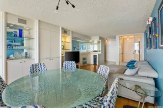 Photo #6: 202600800 Listing 