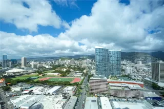 Photo #5: 202600813 Listing 