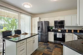 Photo #6: 202600831 Listing 