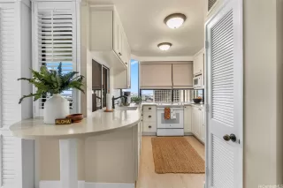 Photo #3: 202600833 Listing 