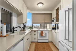 Photo #4: 202600833 Listing 