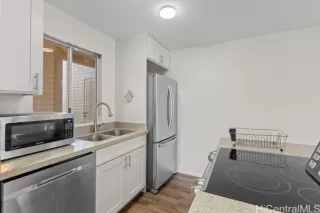 Photo #4: 202600862 Listing 