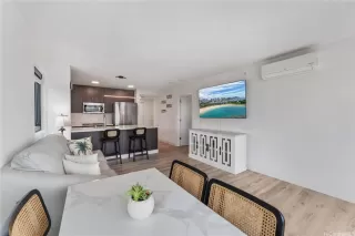 Photo #4: 202600869 Listing 