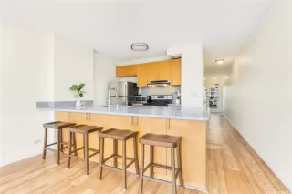 Photo #2: 202600897 Listing 