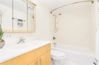 Photo #6: 202600897 Listing 