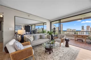 Photo #6: 202600938 Listing 