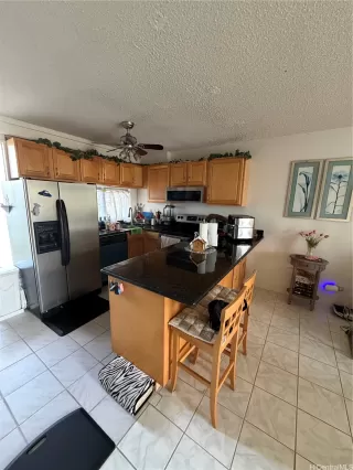 Photo #2: 202600952 Listing 