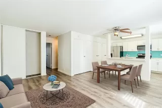 Photo #5: 202600964 Listing 