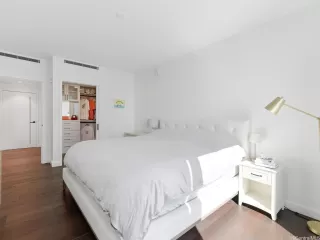 Photo #6: 202600980 Listing 