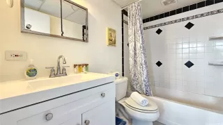 Photo #6: 202600993 Listing 