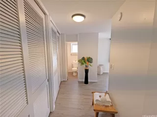 Photo #6: 202600994 Listing 