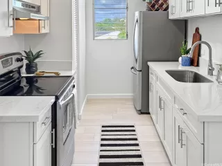 Photo #4: 202600996 Listing 