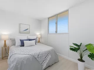 Photo #5: 202600996 Listing 