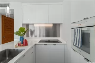 Photo #4: 202601001 Listing 