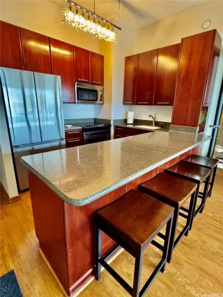 Photo #5: 202601067 Listing 