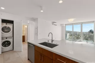 Photo #6: 202601102 Listing 