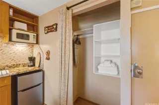 Photo #6: 202601126 Listing 