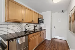 Photo #3: 202601296 Listing 