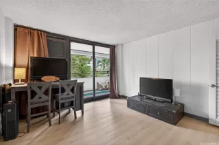 Photo #4: 202601363 Listing 