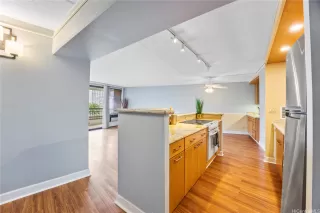 Photo #3: 202601371 Listing 