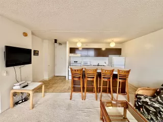 Photo #4: 202601396 Listing 