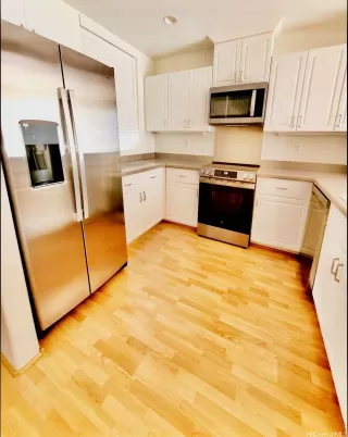 Photo #5: 202601412 Listing 