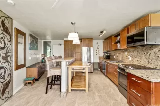 Photo #3: 202601430 Listing 