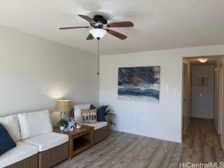 Photo #5: 202601432 Listing 