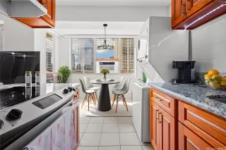 Photo #5: 202601454 Listing 