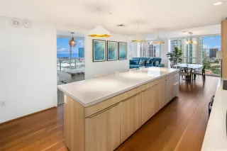 Photo #3: 202601458 Listing 