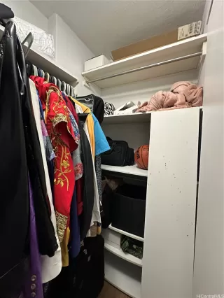 Photo #4: 202601472 Listing 