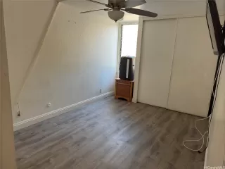 Photo #5: 202601475 Listing 