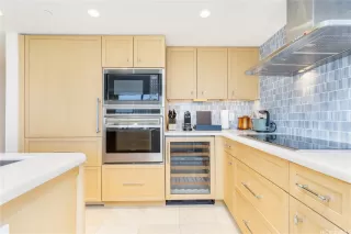 Photo #5: 202601522 Listing 