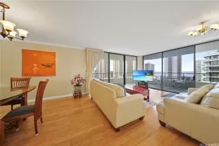 Photo #4: 202601526 Listing 