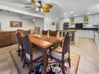 Photo #6: 202601527 Listing 